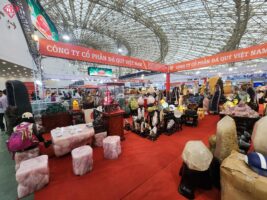 Banner Trien Lam Da Quy Tai Vec 2