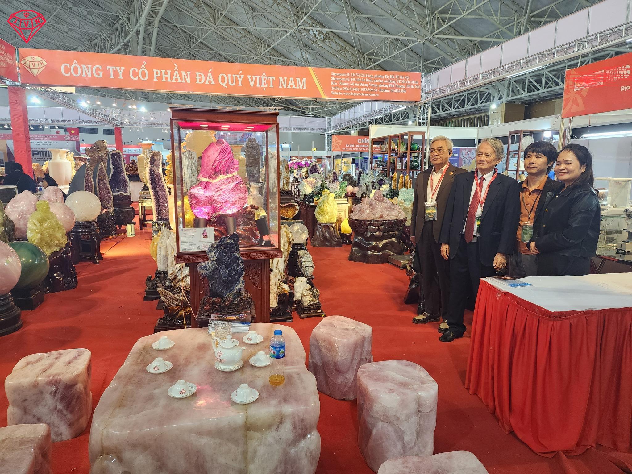 Hoi Cho Mua Thu Daquyvn 1