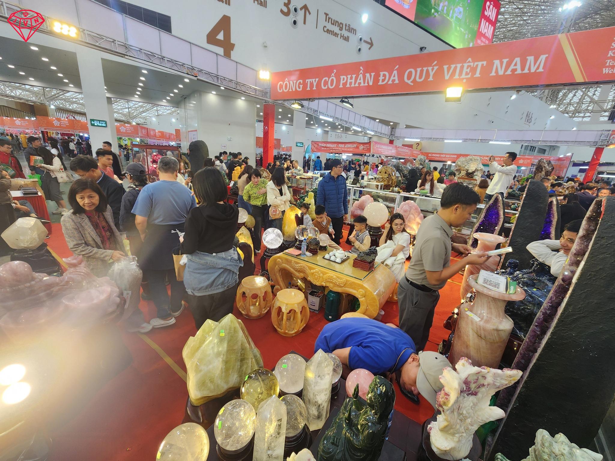 Hoi Cho Mua Thu Daquyvn 9