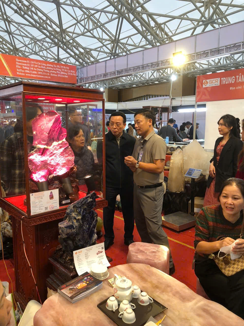 Trien Lam Da Quy 2025 1